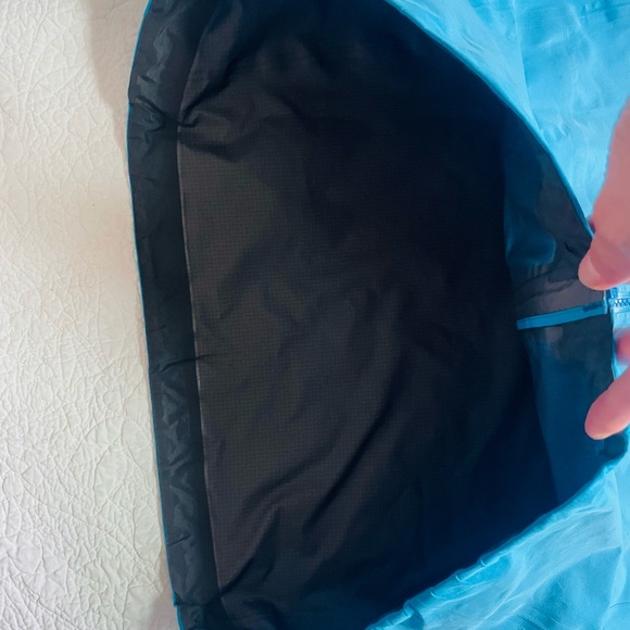 Arcteryx Alpha AR Gortex Pro Blue Gradient Color - Picture 7 of 16